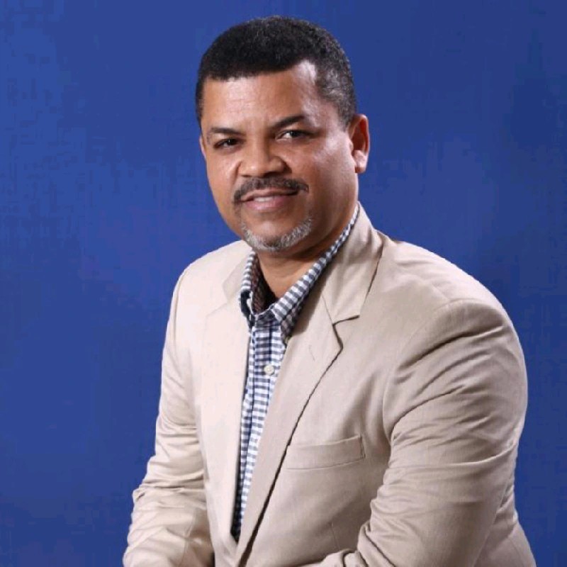 Dr. Edward Céspedes Amparo
